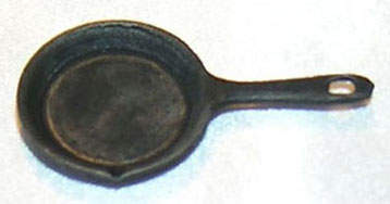 Dollhouse Miniature Black Small Frying Pan